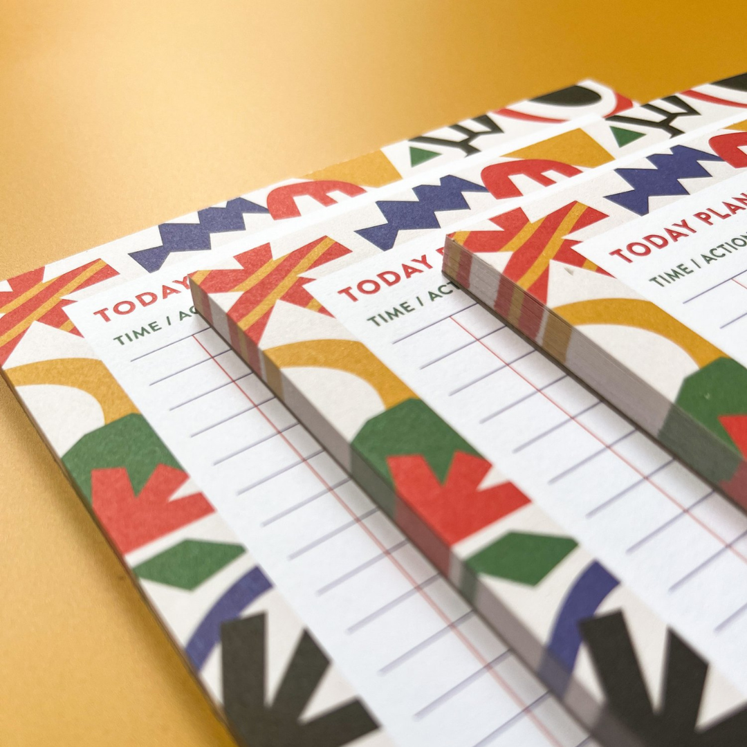 Premium Daily Planner – Romi